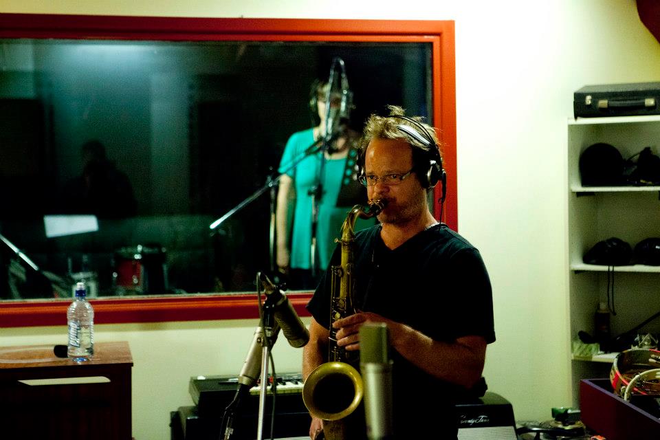 Roger Manins – Saxophone